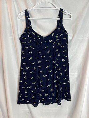 Women's Swim 1 pc Skirted swimsuit Size 18W